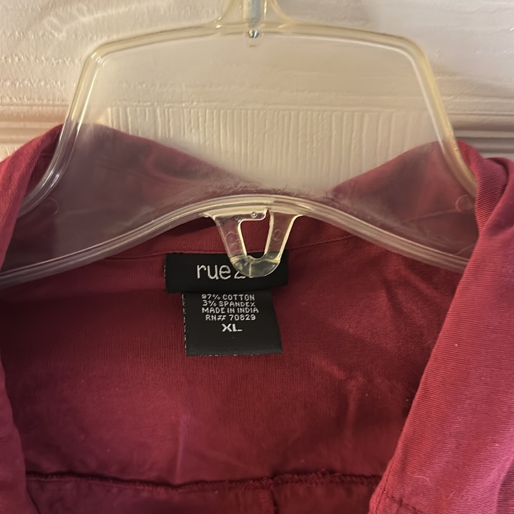 NWOT RUE21 SHIRT - Picture 2 of 3